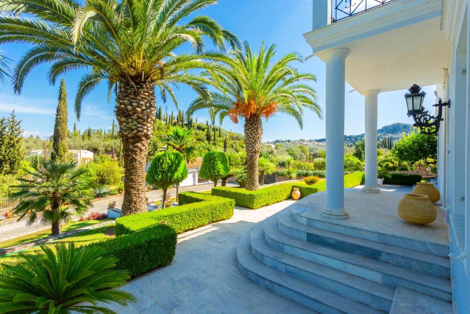 Villa Golden Tiara Agioi Deka  Exterior photo